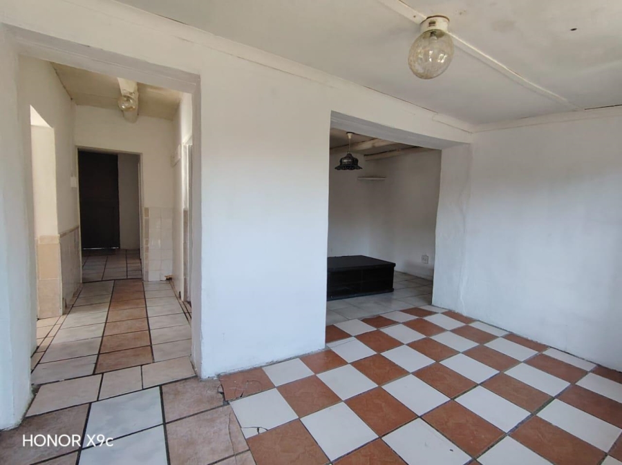 2 Bedroom Property for Sale in Baardskeerdersbos Western Cape